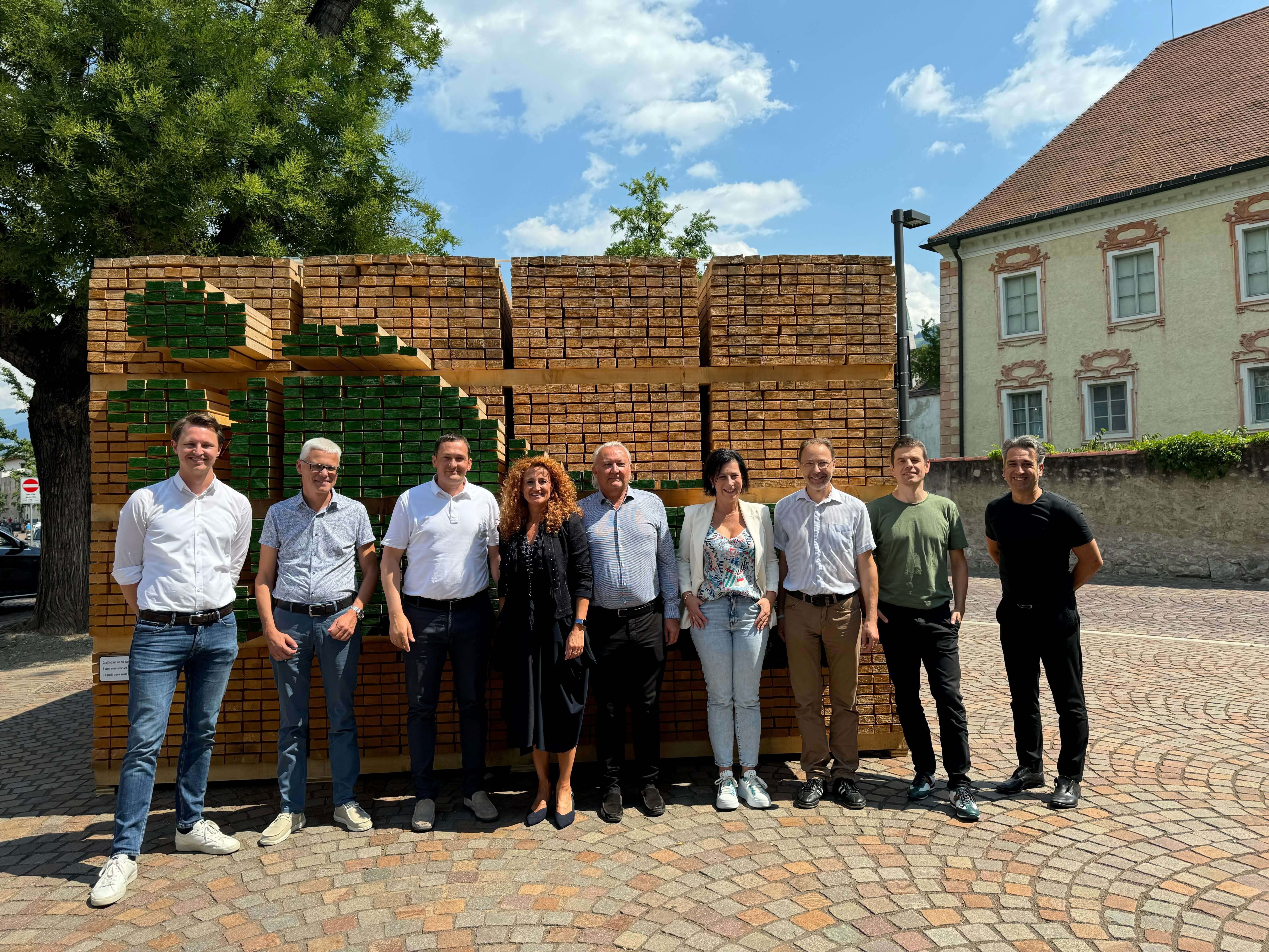 Holzinstallaiton Brixen