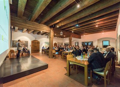 Südtirol Holz Branchentreff ProRamus Schloss Sigmundskron