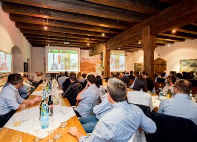 Südtirol Holz Branchentreff ProRamus Schloss Sigmundskron