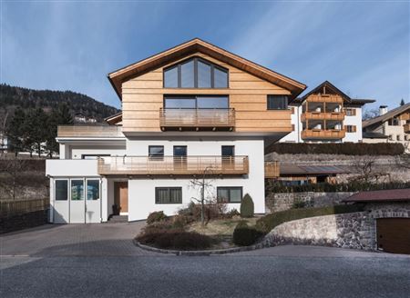 Aster Holzbau Stefan Gamper Aufstockung Sanierung Holzrahmenbauweise